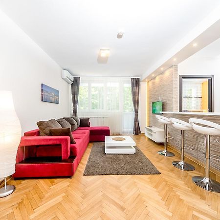 Apartments King Milan, City Center 베오그라드 외부 사진