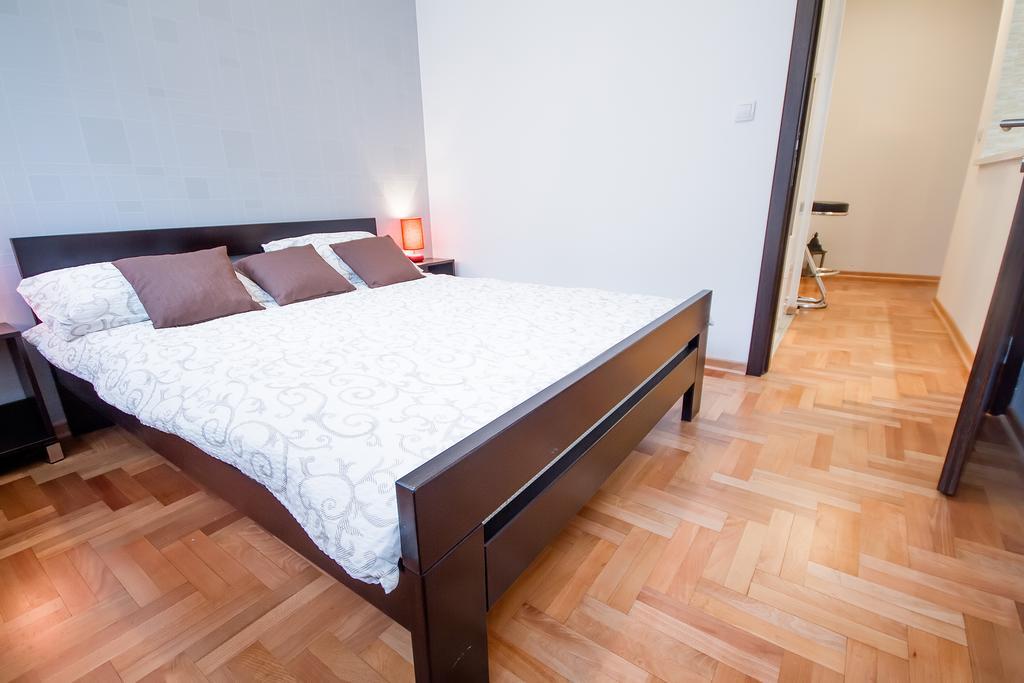 Apartments King Milan, City Center 베오그라드 객실 사진