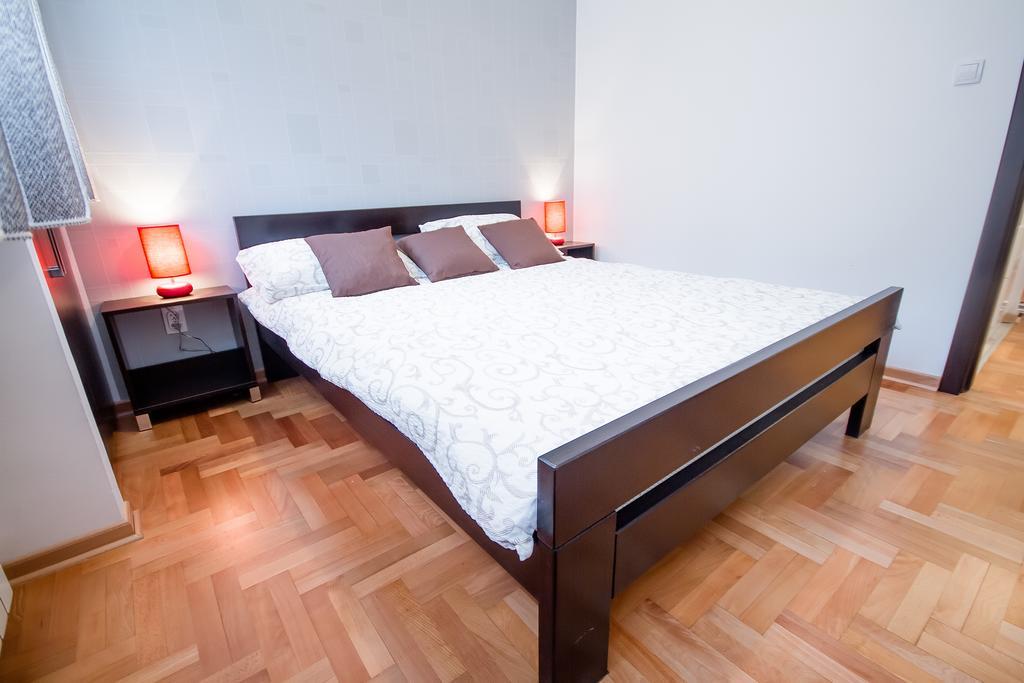 Apartments King Milan, City Center 베오그라드 객실 사진
