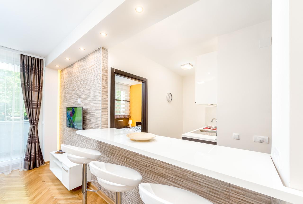 Apartments King Milan, City Center 베오그라드 외부 사진